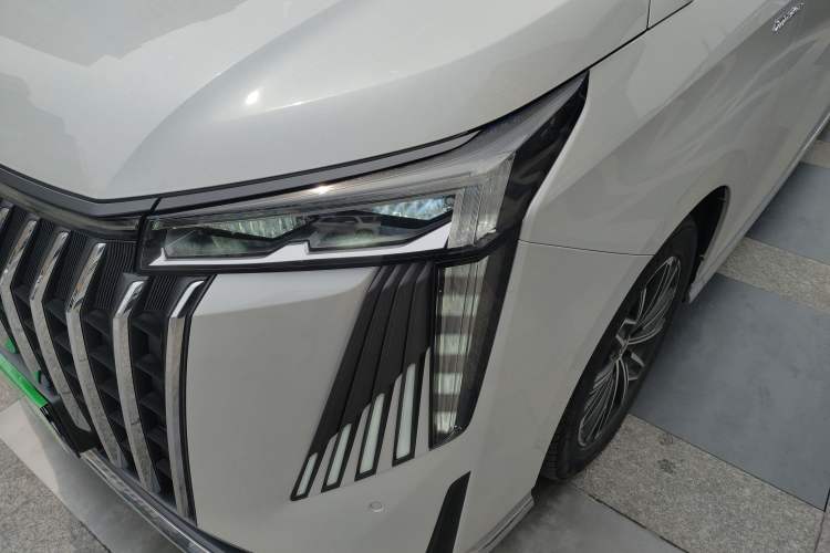 Used GAC Trumpchi M8 2024 Master Series 400T Ultimate Edition
