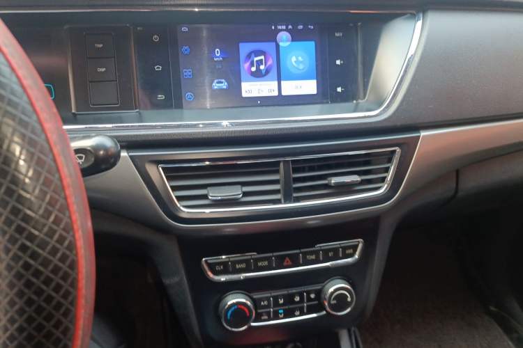 Used CHANGAN KAICHENG Oushang A600 2017 1.5L Manual Standard Edition Audio And AC Panel