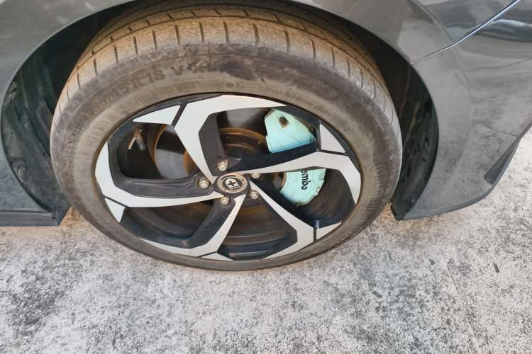 Used Changan UNI-V iDD 2023 ZhiDian iDD 1.5T 113km ZhiKu Model
