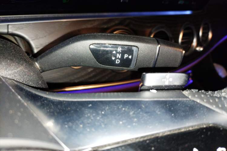 Used Mercedes-Benz E-Class New Energy 2022 Restyled E 350 e L Plug-in Hybrid Sports Sedan Gear Lever