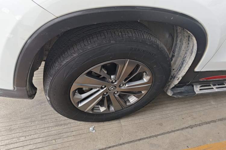 Used CHANGAN CS75 2021 Honor Million Edition 280T DCT Luxury Model Left Front Wheel Hub