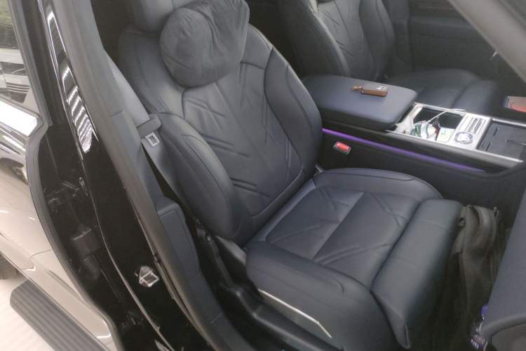 Used Zeekr 9X 2025 Ultra Edition 70kWh Right Front Seat