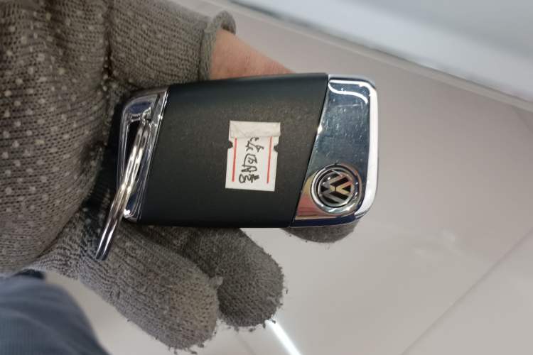 Used Volkswagen Magotan 2018 280TSI DSG Comfort Model Vehicle Key