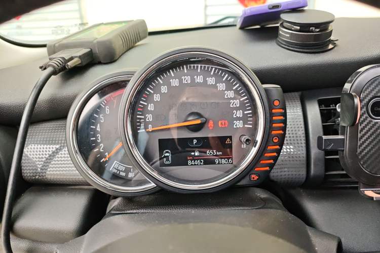 Used MINI MINI 2015 1.5T COOPER Fun Five-Door Edition