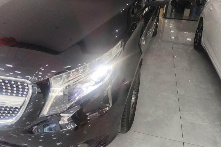 Used Mercedes-Benz Vito 2018 2.0T Business Version China VI Emission Standard
