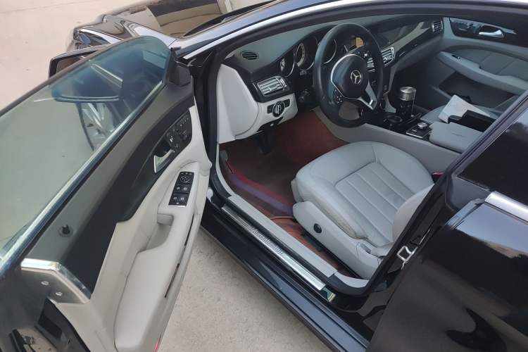 Used Mercedes-Benz CLS 2012 CLS 300 CGI
