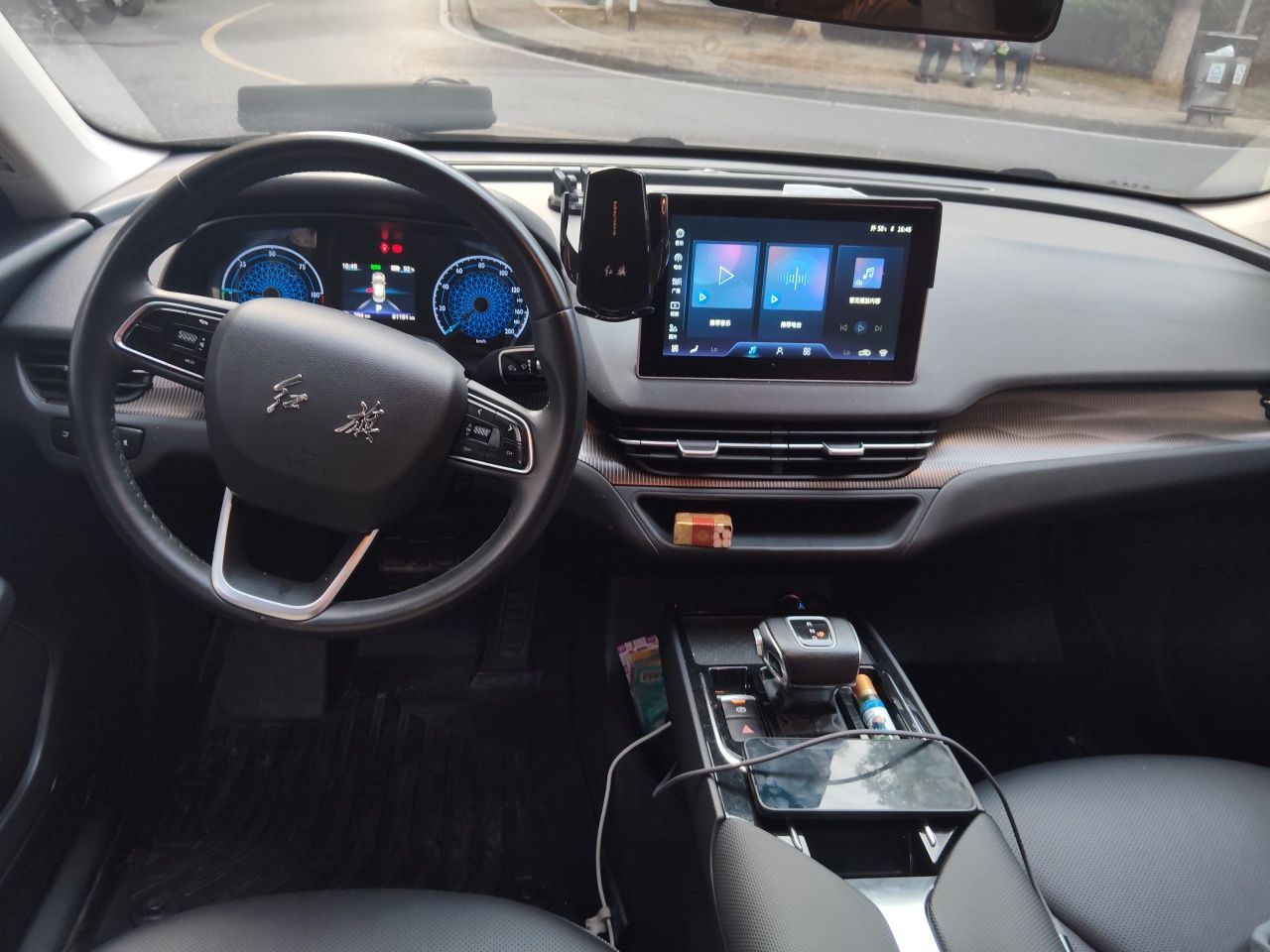 Hongqi E-QM5 2023 Revised Version Basic Travel Edition — снимка 9