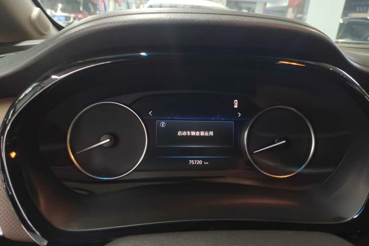 Used Buick GL8 2021 Land Cruiser Executive Class 652T Comfort Model
