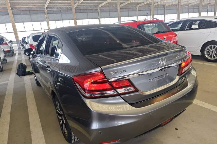Used Honda Civic 2014 1.8L automatic luxury edition