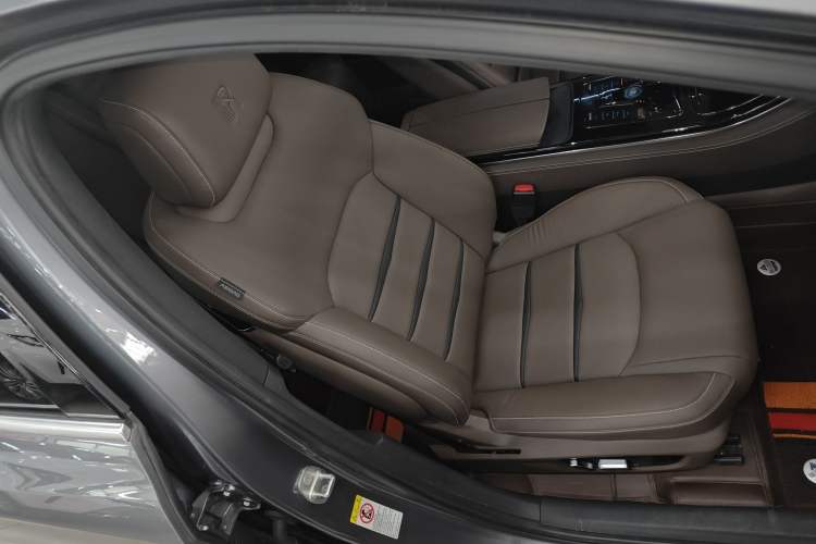 Used BYD Han 2020 EV Long-Range Luxury Model
