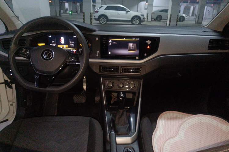 Used Volkswagen Polo 2023 Plus 1.5L Automatic Enjoy-the-Moment Edition Center Console