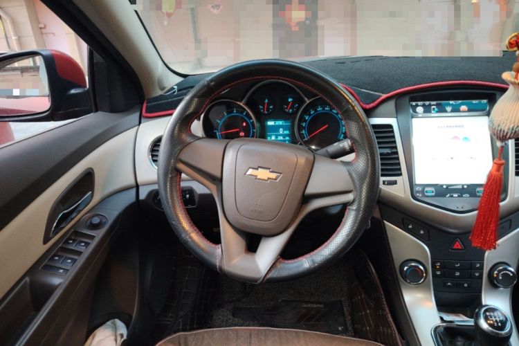 Used Chevrolet Cruze 2015 1.5L Classic SL MT Steering Wheel