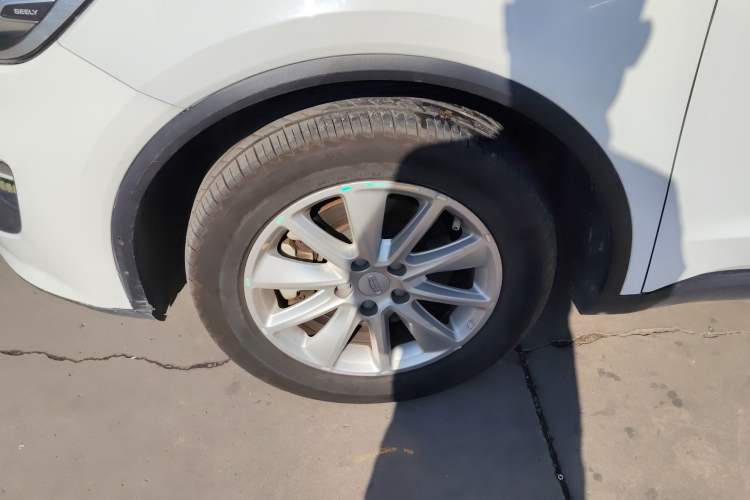 Used Geely Auto Jiajie 2019 1.5TD Manual Comfort Model Left Front Wheel Hub