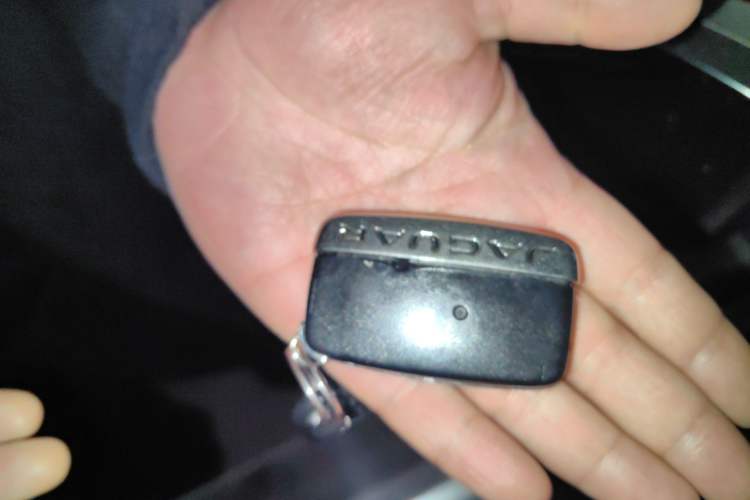 Used Jaguar XJ 2015 XJL 3.0 SC Elegant Business 80th Anniversary Limited Edition Vehicle Key