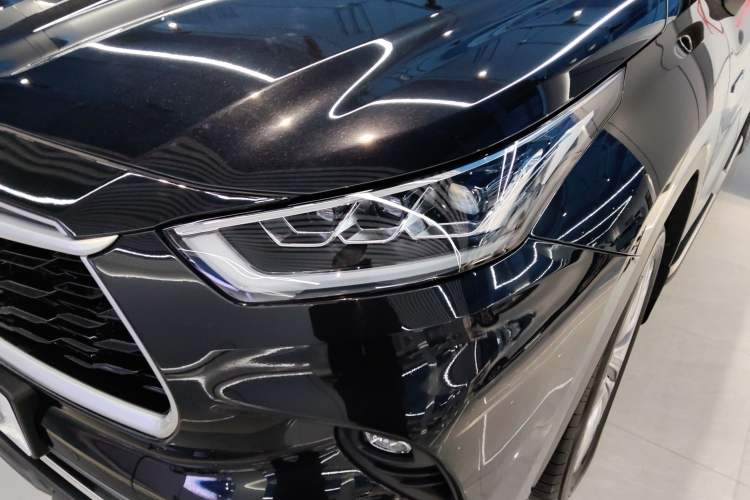 Used Toyota Highlander 2022 Dual-Engine 2.5L Two-Wheel Drive Prestige Edition 7-Seater