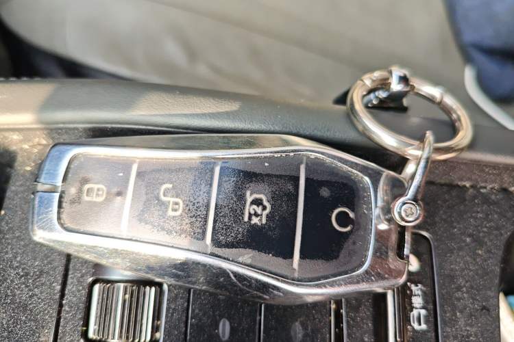 Used BYD Qin L 2025 DM-i Smart Drive 80KM Leading Model