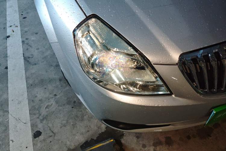 Used Buick Excelle 2013 1.5L Automatic Classic Model Right Front Headlight