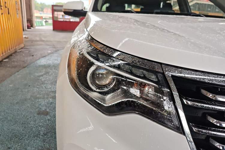 Used Kia Sportage R 2019 2.0L Automatic Smart Luxury Edition Right Front Headlight