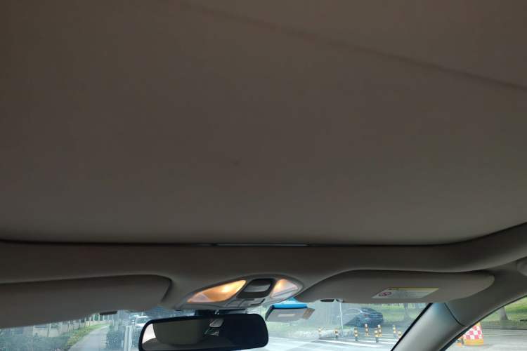 Used Hyundai Santa Fe 2013 2.4L Automatic 4x4 Prestige Edition
