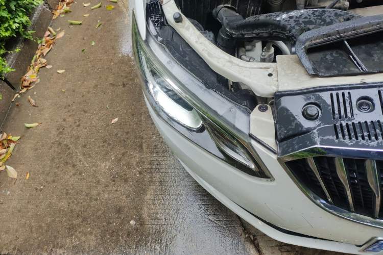 Used Buick GT 2017 15N Manual Elite Version Right Front Headlight