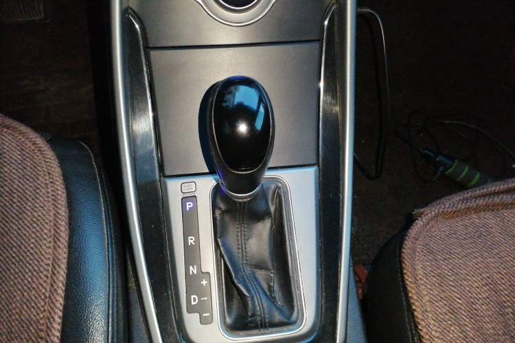 Used Hyundai Elantra (5th Generation / Langdong) 2015 1.6L Automatic Luxury Model