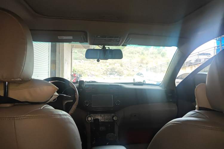 Used Toyota Highlander 2009 2.7L Two-Wheel Drive 7-Seater Luxury Edition
