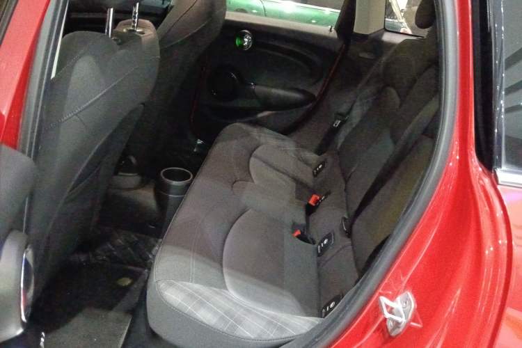 Used MINI 2016 1.5T COOPER Pioneer Edition Five-Door Model
