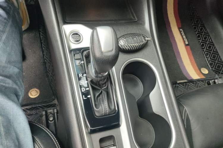 Used Nissan Teana 2020 Revised Version 2.0L XL Upper Smart Drive Edition Gear Lever