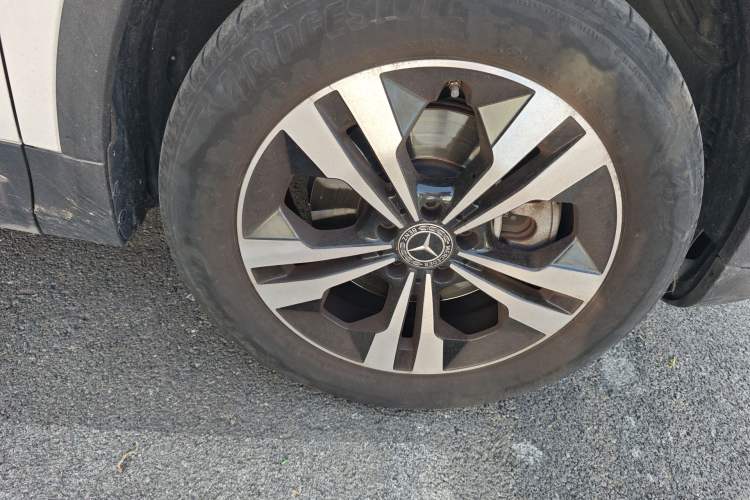 Used Mercedes-Benz GLA 2022 GLA 220 Right Front Wheel Hub