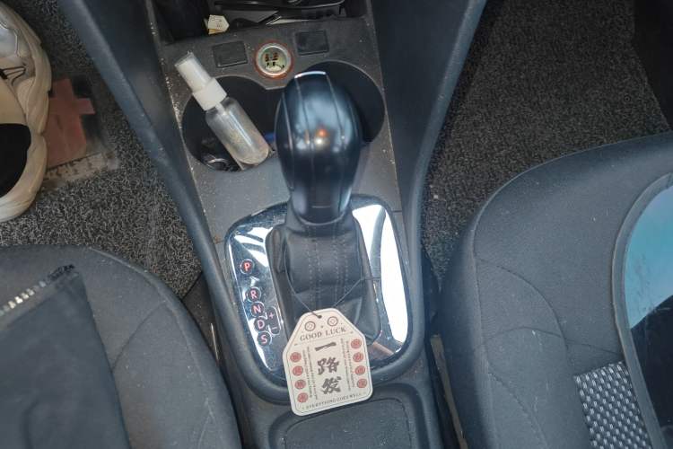 Used Volkswagen Polo 2011 1.6L Automatic ZhiShang Version