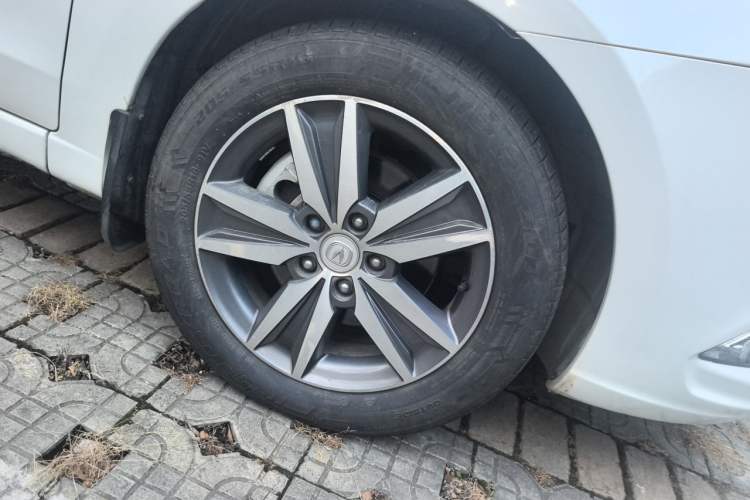 Used CHANGAN Eado 2016 1.6L Manual Fashion Edition