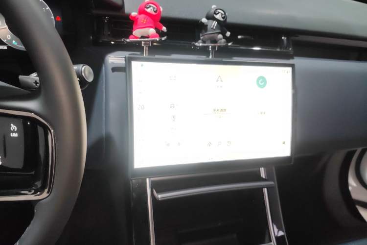 Used Land Rover Range Velar 2025 Dynamic SE
