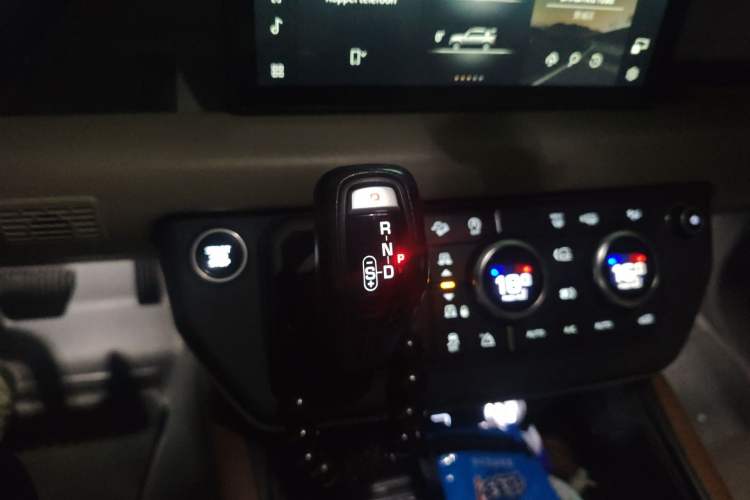 Used Land Rover Defender 2020 110 P400 HSE
