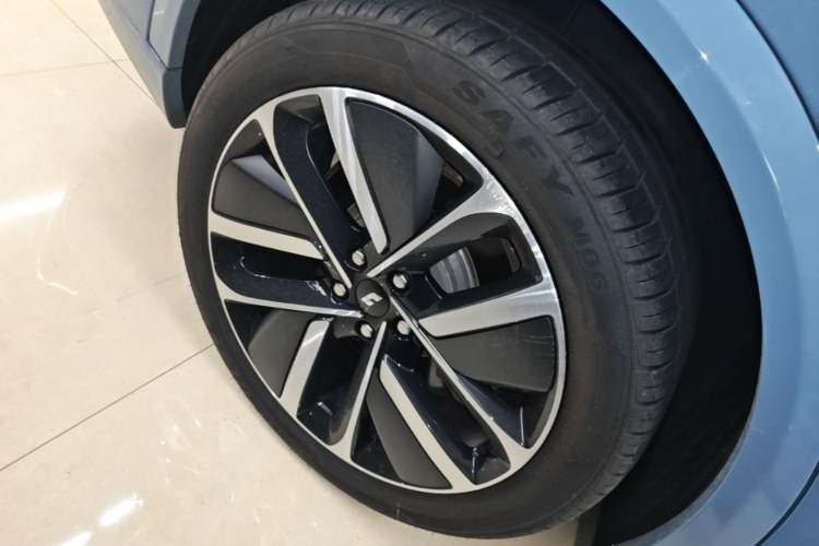 Used Li Auto L9 2022 Max model