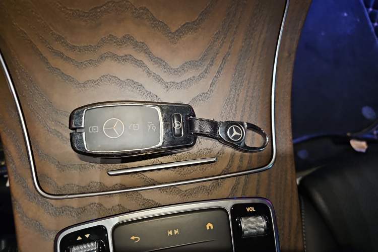 Used Mercedes-Benz GLC 2022 Second Facelift GLC 260 L 4MATIC Luxury Edition