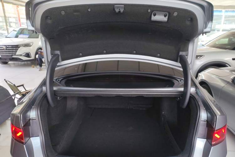 Used BYD Qin PLUS 2024 HONOR Edition DM-i 55KM Leading Model