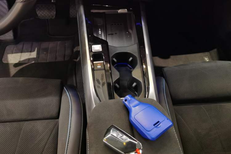 Used Volkswagen Passat 2025 Pro 380TSI Starry Dragon Luxury Edition
