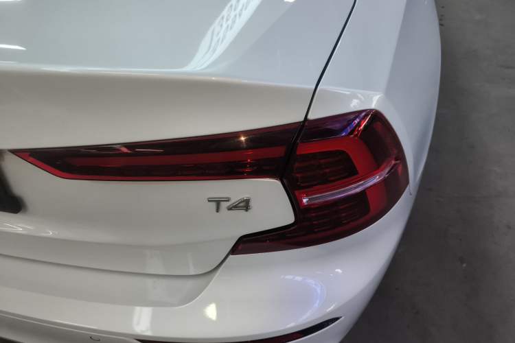 Used Volvo S60 2020 T4 Zhiyi Luxury Edition