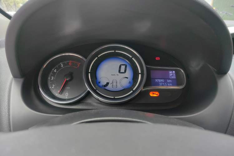 Used Renault Fluence 2015 2.0L Fashion Edition
