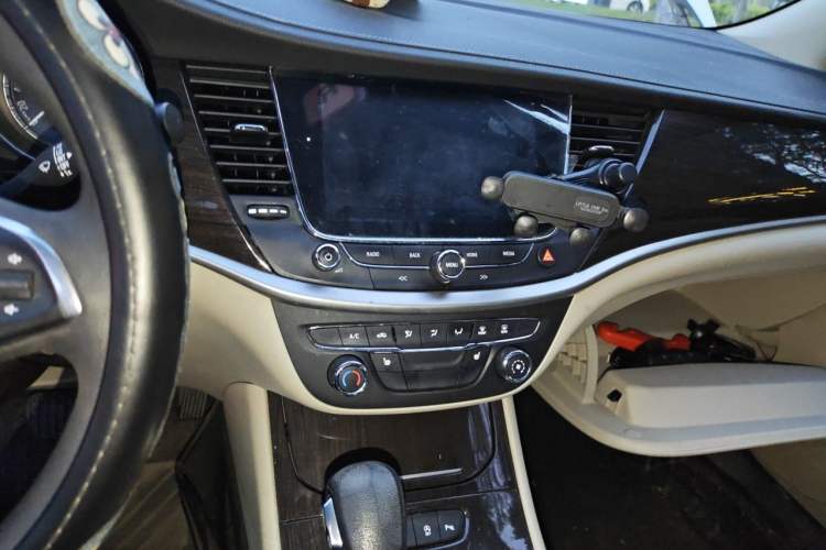 Used Buick Verano 2019 Sedan 15S Automatic Leading Model
