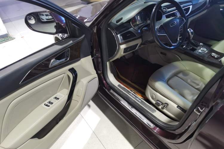 Used Zotye Z700 2016 1.8T DCT Elegant Version
