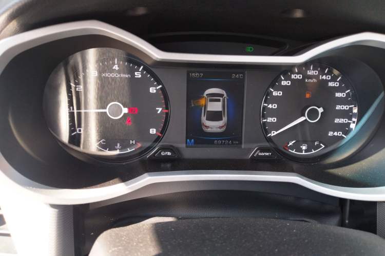 Used Geely Auto Emgrand GL 2018 1.8L Manual Elite Smart Connectivity Version