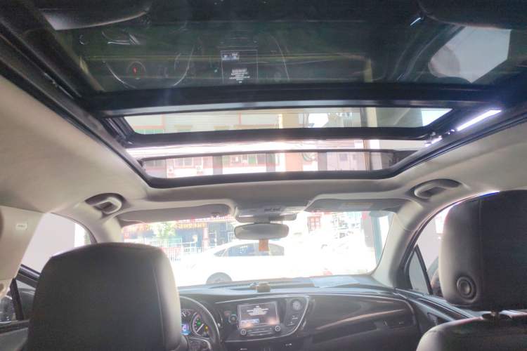 Used Buick Envision 2018 20T Two-Wheel-Drive Elite Model
