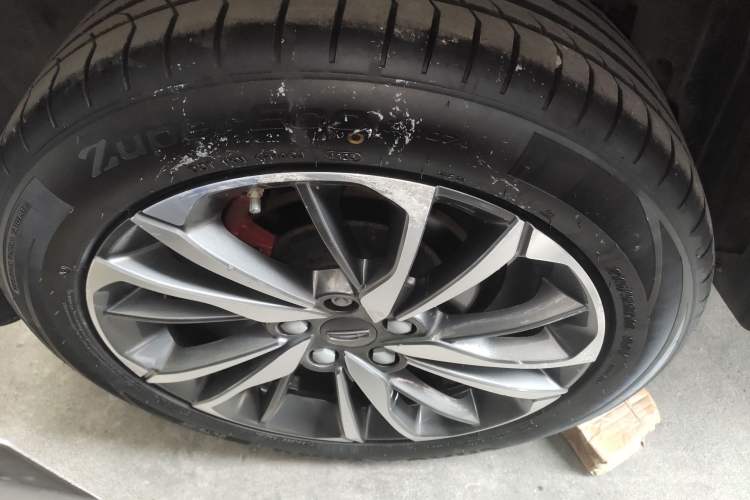 Used Geely Auto Coolray 2019 Sport Model 260T DCT Battle China V Standard Exterior 3