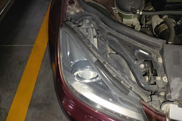 Used Mercedes-Benz C-Class 2011 C 200 CGI Fashion Model