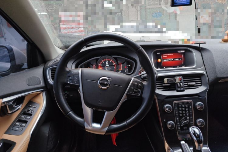 Used Volvo V40 2017 T3 Zhiyi Edition Steering Wheel
