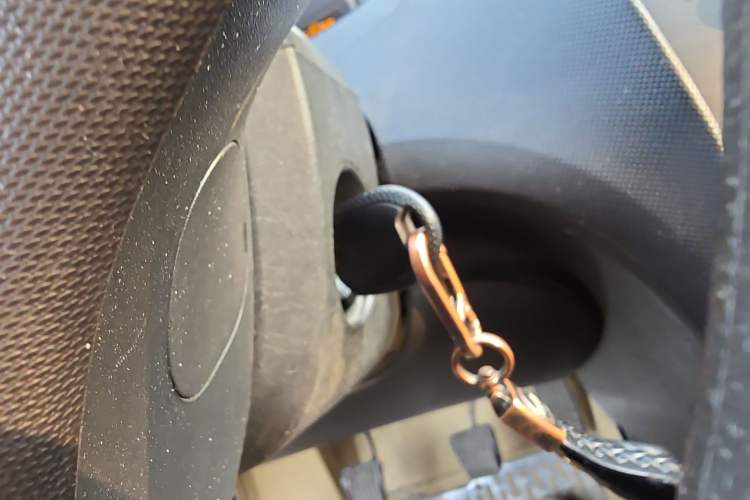 Used Chevrolet Sail 2013 Sedan 1.2L Manual Fashionable Happiness Edition