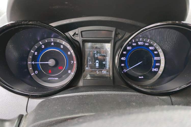 Used CHANGAN CS15 2016 1.5L Manual Luxury Edition