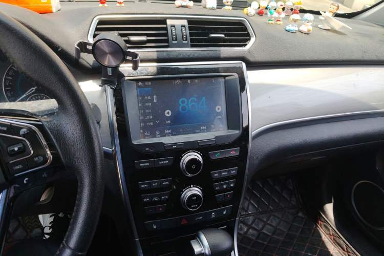 Used Haval H2 2017 Red-Label 1.5T Automatic Two-Wheel Drive Luxury Model
