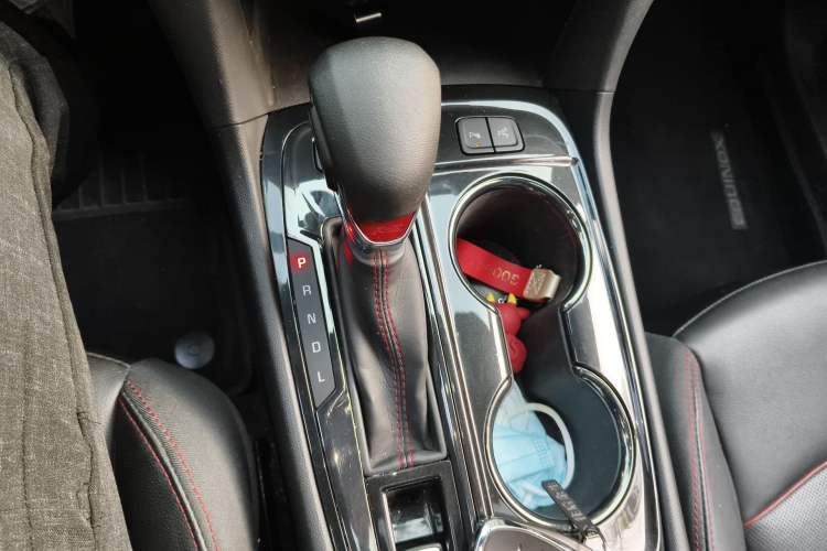 Used Chevrolet Equinox 2021 550T RS Four-Wheel Drive Intelligent Guardian Edition Gear Lever